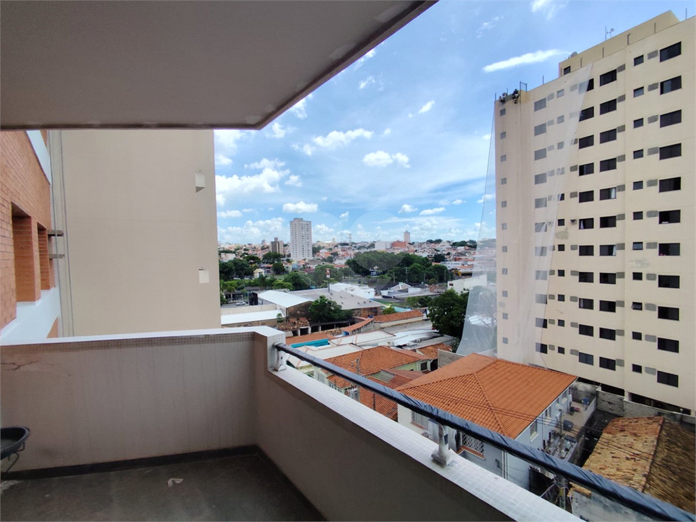 Apartamento à venda com 3 quartos, sendo 1 suíte, no Centro, Sorocaba, SP