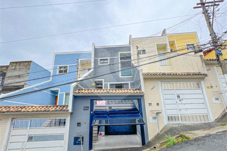 Sobrado à venda com 3 quartos, sendo 1 suíte,  em Tremembé, São Paulo, SP