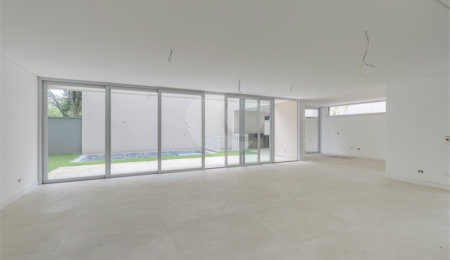 Casa à venda com 4 suítes no condomínio Garda, São Paulo - SP
