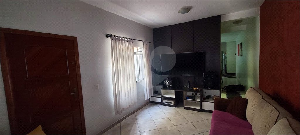 Sobrado à venda com 3 quartos, sendo 1 suíte, em Vila Sabrina, São Paulo, SP