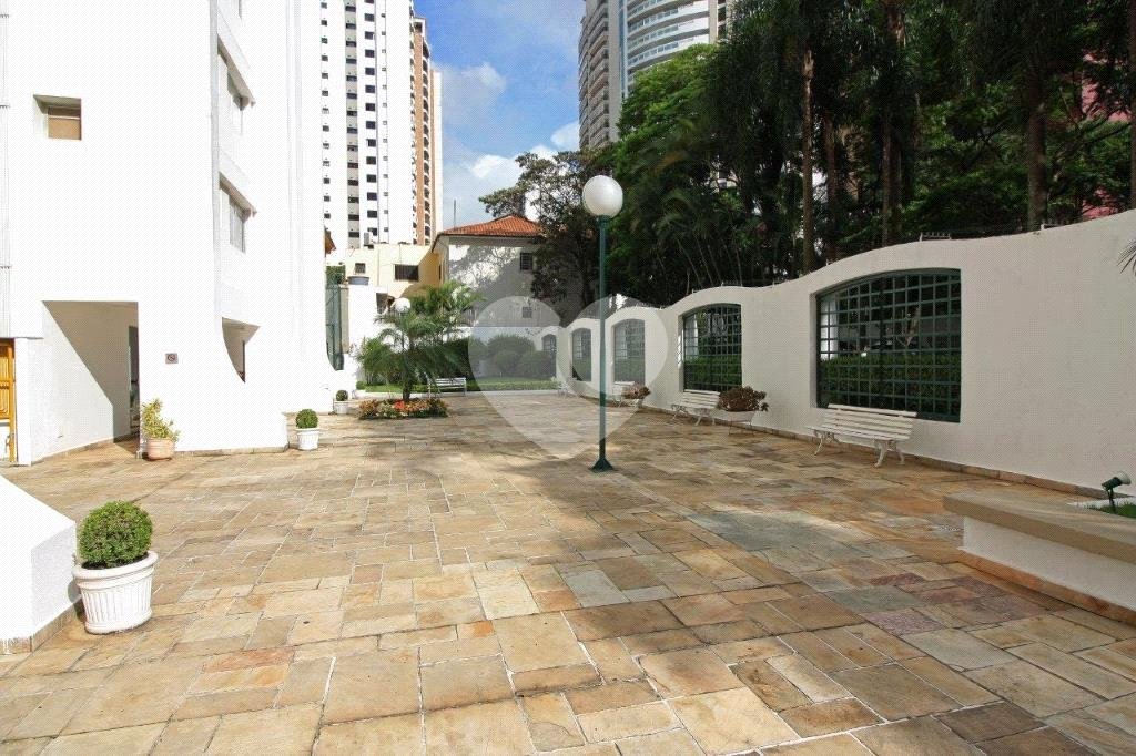 Apartamento à venda com 3 quartos, sendo 1 suíte,  em Alto da Lapa, São Paulo, SP