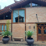 Casa à venda ou para alugar com 3 quartos, sendo 1 suíte,  no condomínio Parque Petrópolis 4 Secção, Mairiporã - SP