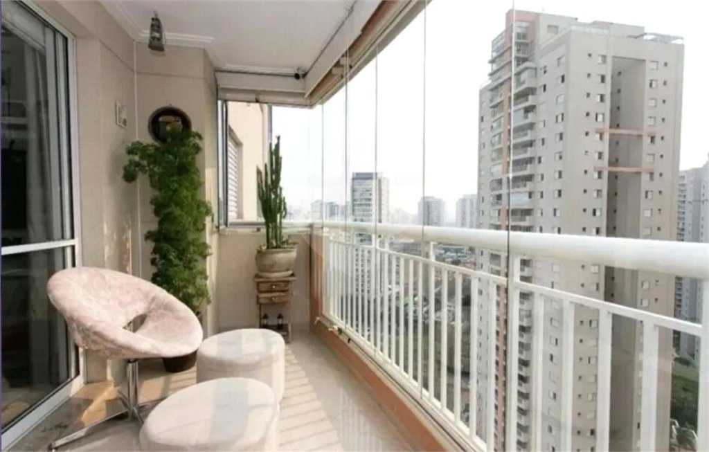 Apartamento à venda com 3 quartos, sendo 1 suíte, em Tatuapé, São Paulo, SP