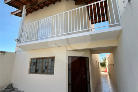 Casa à venda com 4 quartos, sendo 2 suítes, em Nova Cerejeira, Atibaia, SP