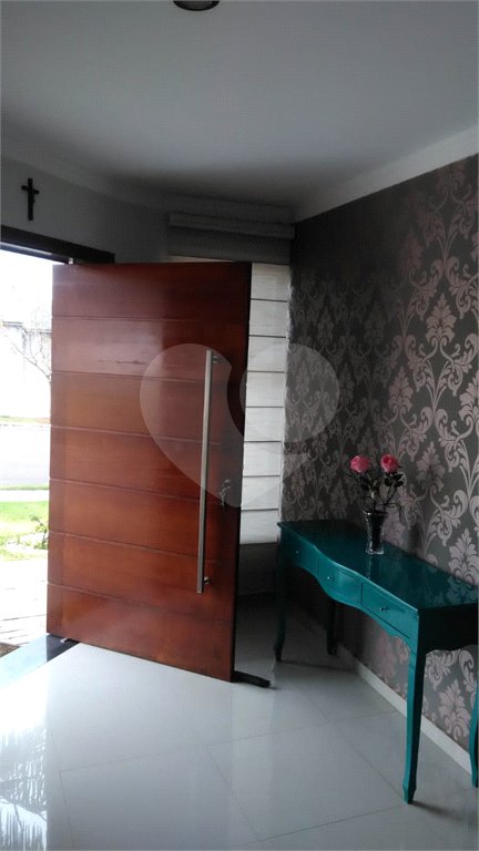 Casa à venda com 3 quartos, sendo 1 suíte, no Centro, Araçoiaba da Serra, SP
