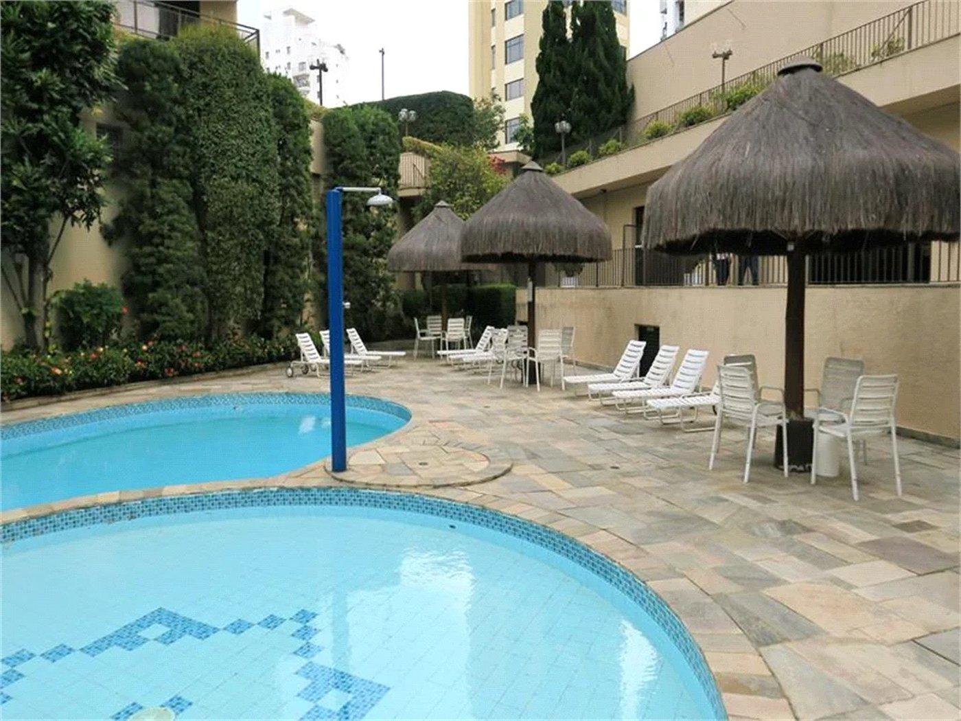 Apartamento à venda com 3 quartos, sendo 2 suítes,  em Real Parque, São Paulo, SP