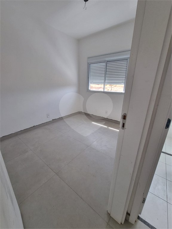 Apartamento à venda com 2 quartos, sendo 1 suíte, em Jardim Santo Antônio, Valinhos, SP