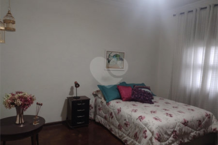 Sobrado à venda com 4 quartos, sendo 1 suíte, em Vila Medeiros, São Paulo, SP