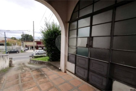 Casa à venda com 4 quartos, sendo 1 suíte,  em Lapa, São Paulo, SP