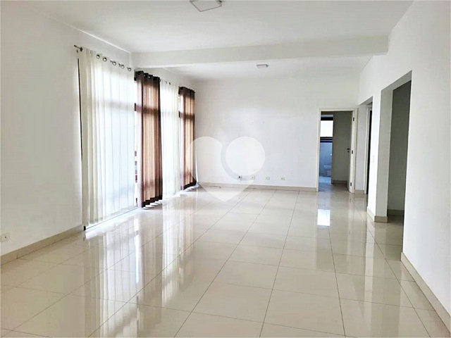 Casa à venda com 7 quartos, sendo 5 suítes,  no condomínio Sausalito, Mairiporã - SP