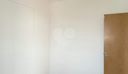 Apartamento à venda com 2 quartos em Jardim Ivana, São Paulo, SP