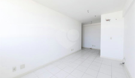 Sala à venda em Madureira, Rio de Janeiro, RJ