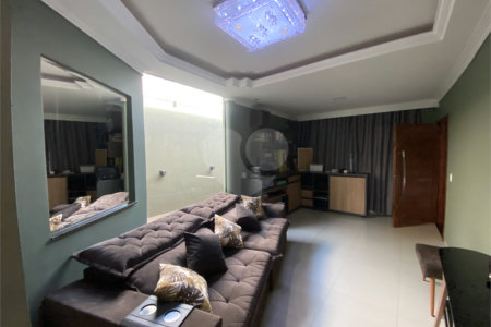 Casa à venda com 2 quartos, sendo 1 suíte, em Jardim Estoril, Ponta Porã, MS