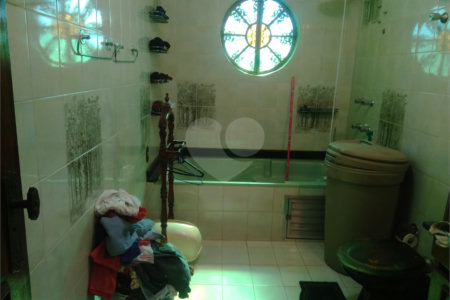 Casa à venda com 4 suítes em Vila Galvão, Guarulhos, SP
