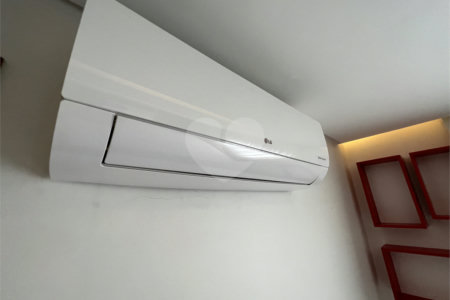 Apartamento à venda com 1 quarto em Santo Amaro, São Paulo, SP