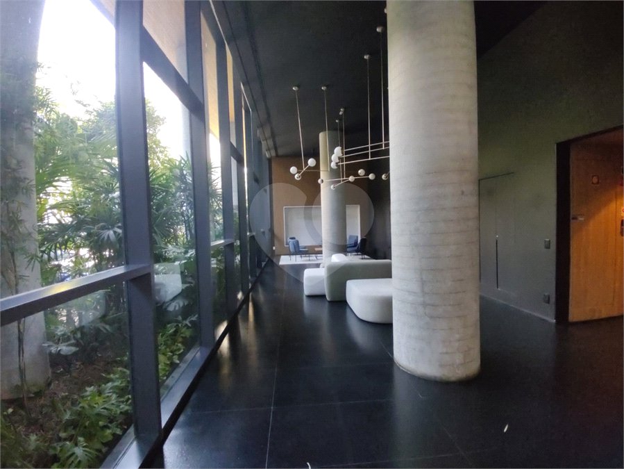 Apartamento à venda ou para alugar com 1 suíte em Jardim das Bandeiras, São Paulo, SP