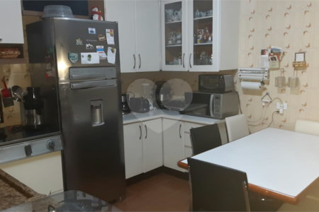 Sobrado à venda com 3 quartos, sendo 1 suíte, em Vila Medeiros, São Paulo, SP