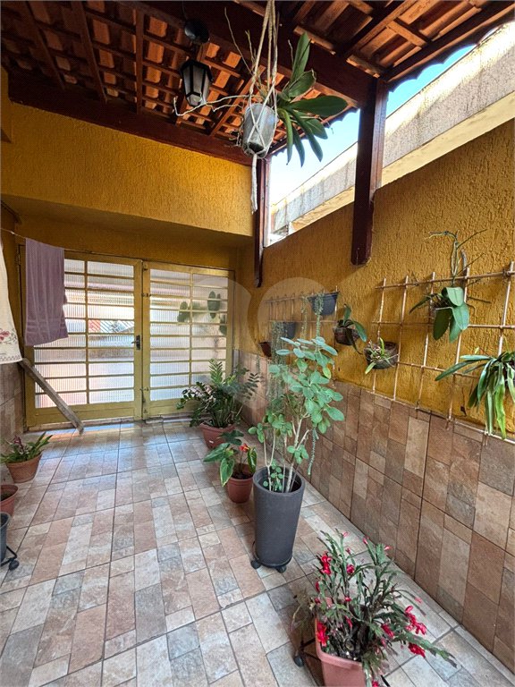 Casa à venda com 3 quartos, sendo 1 suíte, em Vila Galvão, Guarulhos, SP