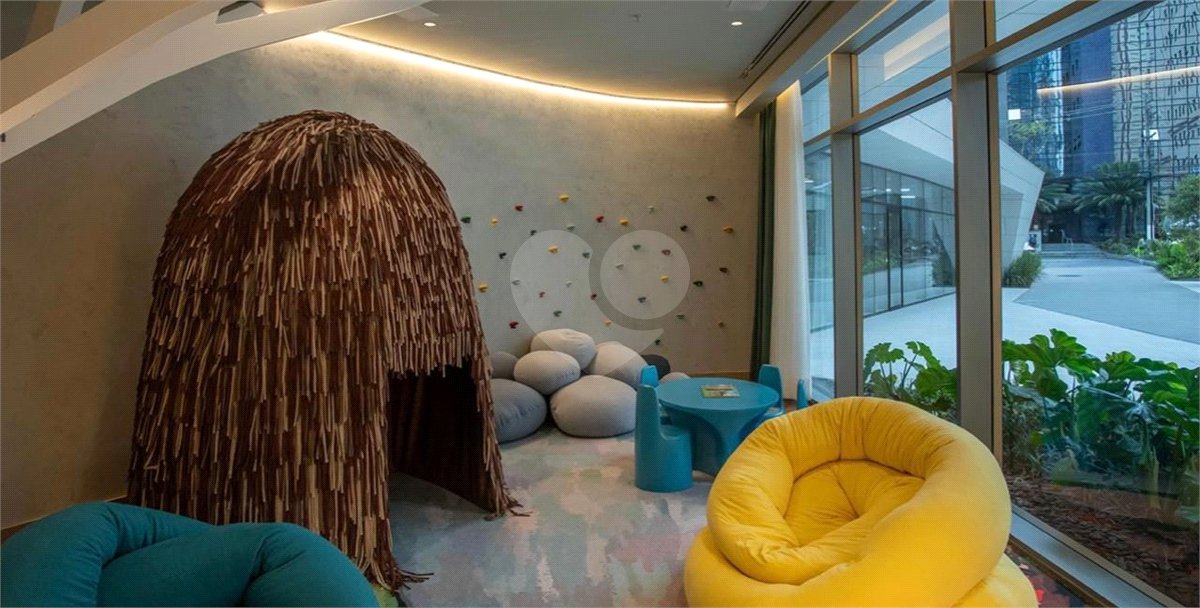 Apartamento à venda ou para alugar com 2 quartos, sendo 1 suíte, em Vila Olímpia, São Paulo, SP