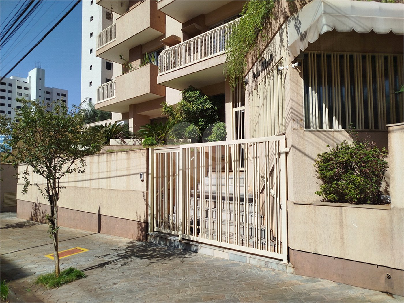 Apartamento à venda com 3 quartos, sendo 2 suítes, em Jardim Sumaré, Ribeirão Preto, SP