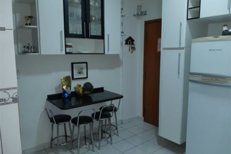 Apartamento à venda com 3 quartos, sendo 2 suítes, em Pinheiros, São Paulo, SP