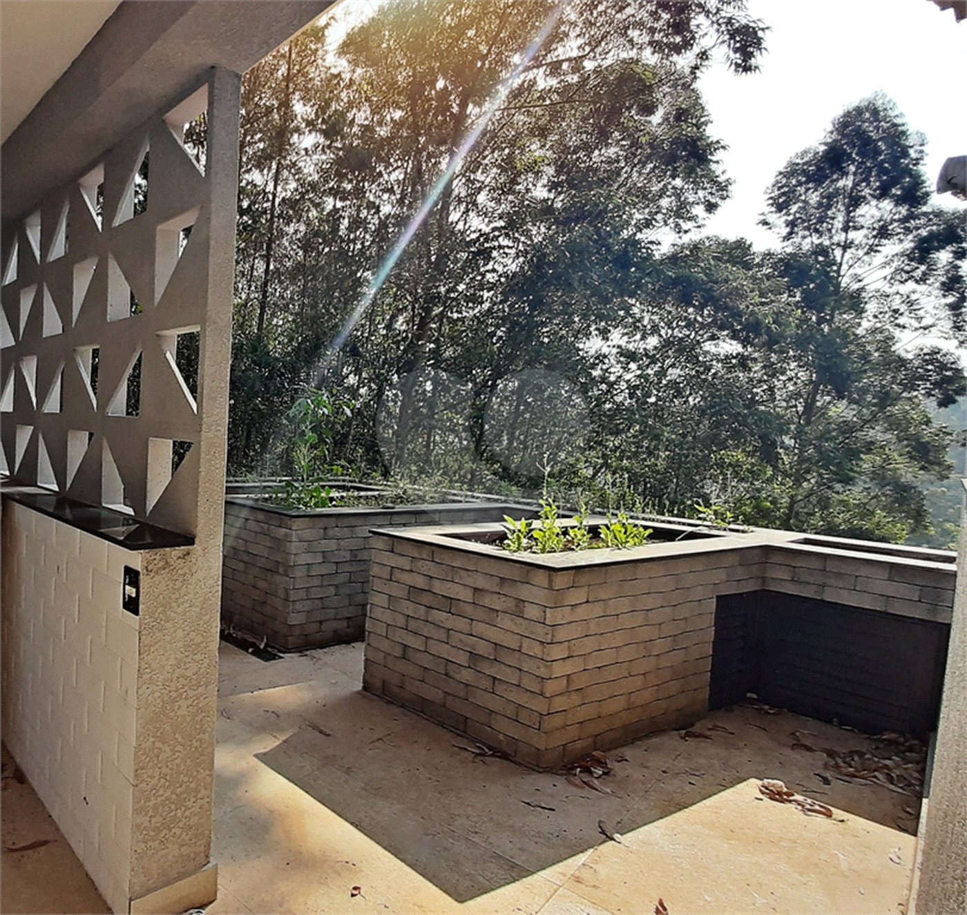 Casa à venda ou para alugar com 4 quartos, sendo 3 suítes, em Serra dos Lagos (jordanésia), Cajamar, SP