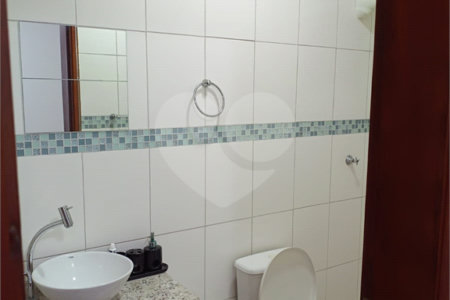 Sobrado à venda com 3 quartos, sendo 2 suítes,  em Jardim Wanel Ville V, Sorocaba, SP
