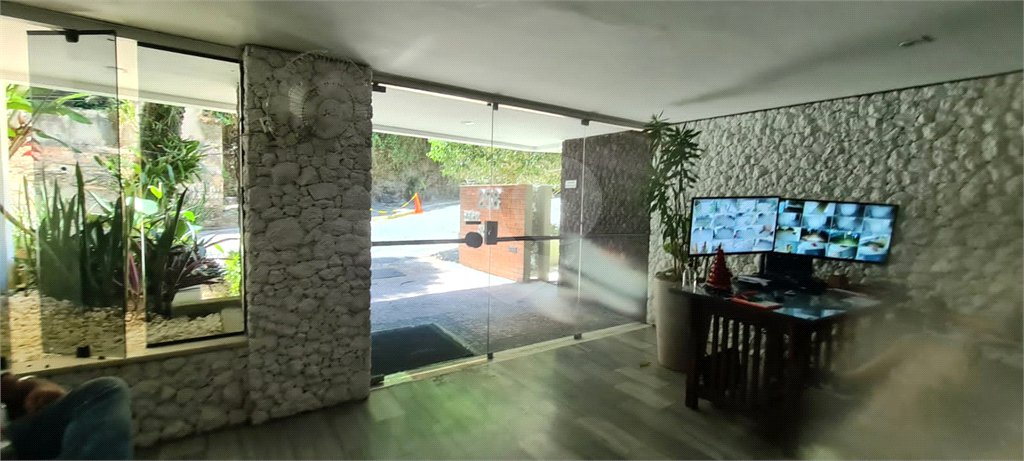 Apartamento à venda com 2 quartos em Copacabana, Rio de Janeiro, RJ