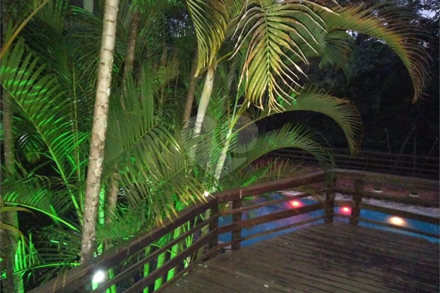 Casa à venda com 3 suítes no condomínio Alpes da Cantareira, Mairiporã - SP