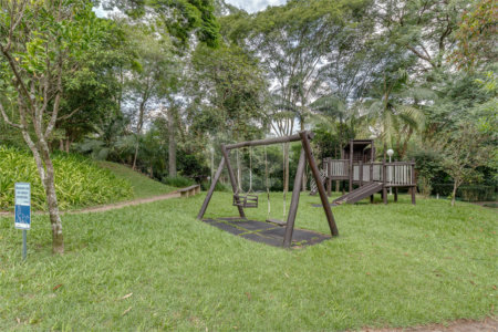 Casa à venda com 4 suítes no condomínio Granja do Morumbi, São Paulo - SP