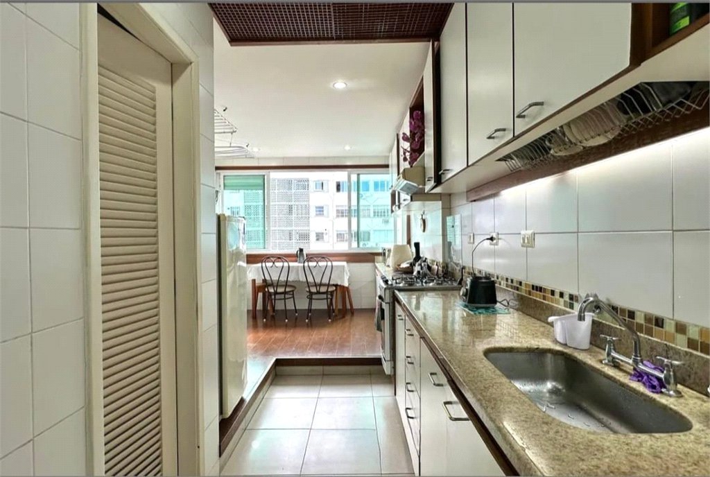 Duplex à venda com 3 quartos, sendo 1 suíte, em Leblon, Rio de Janeiro, RJ