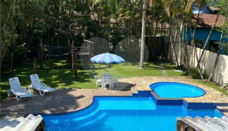 Pousada à venda com 15 suítes em Maresias, São Sebastião, SP