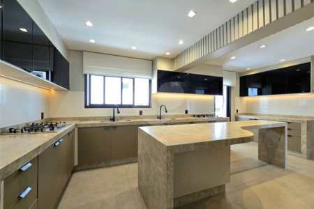 Apartamento à venda com 5 quartos, sendo 4 suítes, em Santa Cecília, São Paulo, SP
