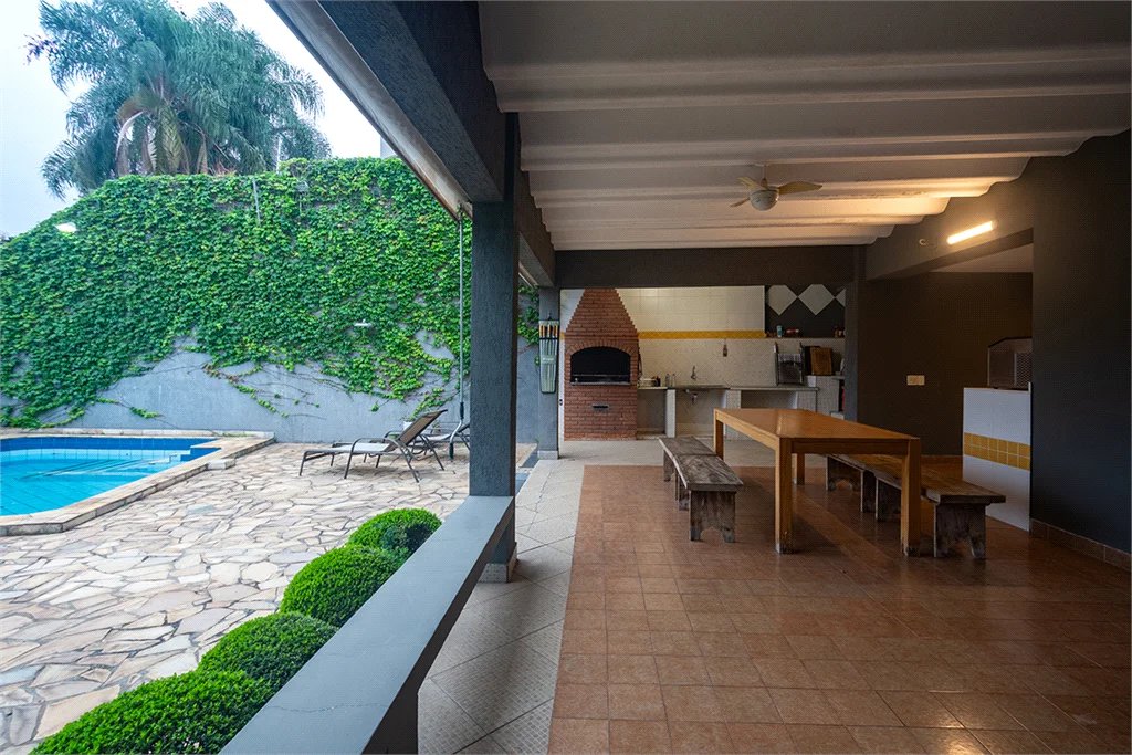 Sobrado à venda com 3 suítes em Vila Ipojuca, São Paulo, SP