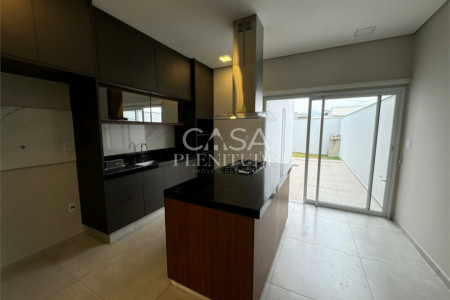 Casa em condomínio à venda com 3 quartos, sendo 1 suíte, em Jardim Residencial Campos do Conde, Sorocaba, SP
