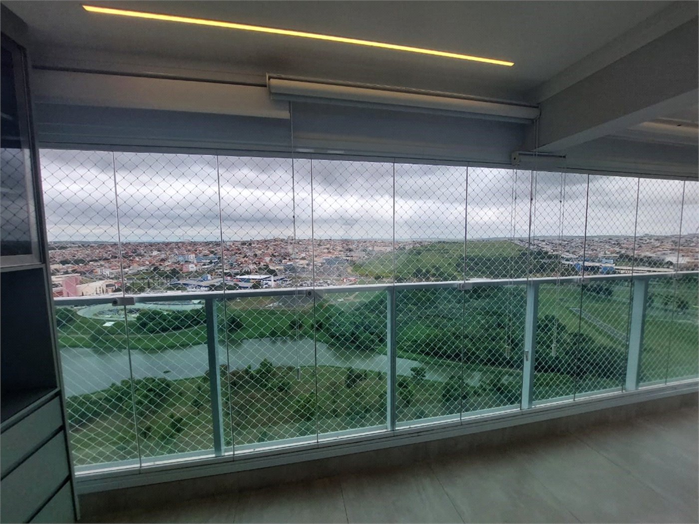 Apartamento à venda com 3 suítes em Bairro Pau Preto, Indaiatuba, SP