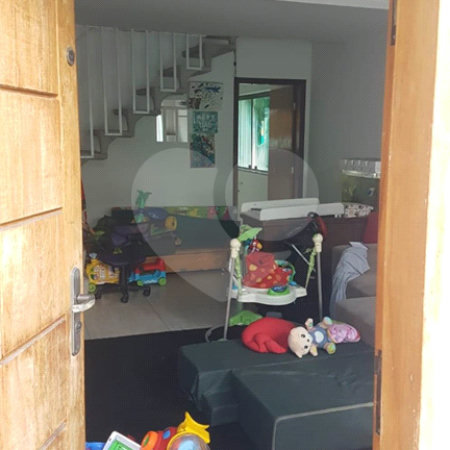 Sobrado à venda com 2 suítes em Vila Paulicéia, São Paulo, SP