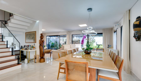 Casa à venda com 4 suítes no condomínio Villa Suiça, São Paulo - SP