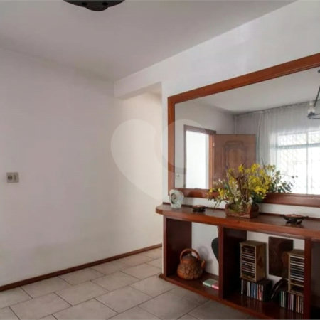 Sobrado à venda com 3 quartos, sendo 1 suíte, em Planalto Paulista, São Paulo, SP