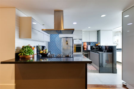 Apartamento à venda com 3 quartos, sendo 2 suítes,  em Alto da Boa Vista, São Paulo, SP