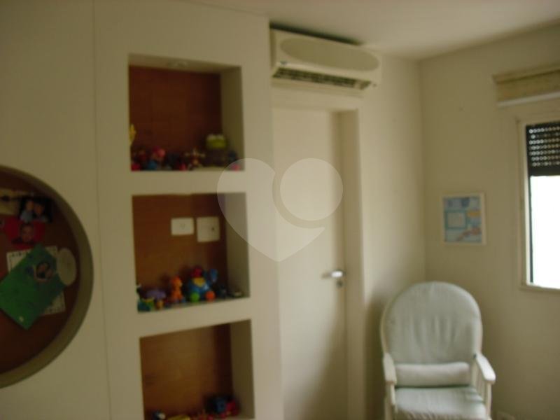 Cobertura à venda com 4 quartos, sendo 3 suítes, em Campo Belo, São Paulo, SP