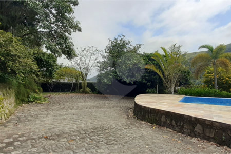 Casa à venda com 2 suítes em Campo Grande, Rio de Janeiro, RJ