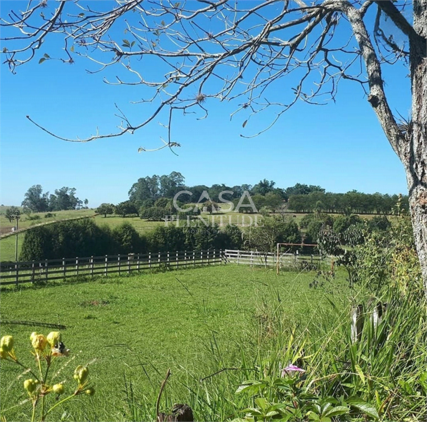 Chácara à venda com 4 quartos, sendo 1 suíte, em Zona Rural, Porangaba, SP