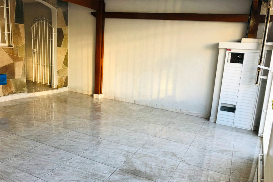 Sobrado à venda com 4 quartos em Parque Edu Chaves, São Paulo, SP
