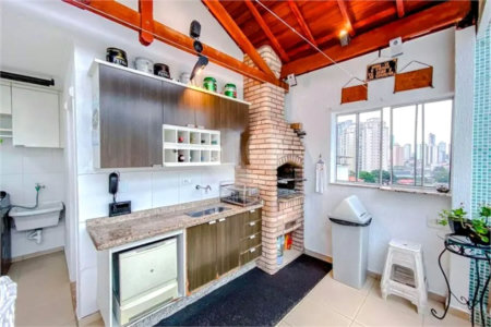 Casa à venda com 3 suítes no condomínio Oiti Residencial, São Paulo - SP