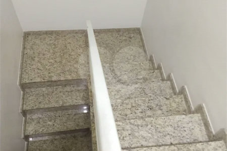 Sobrado à venda com 3 suítes em Vila Mazzei, São Paulo, SP