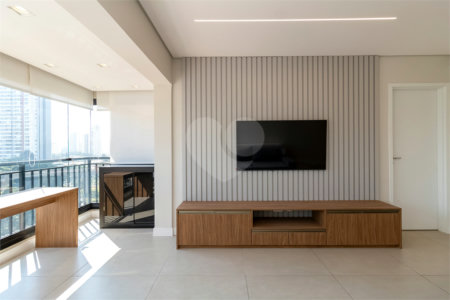 Apartamento à venda com 1 quarto em Vila Cordeiro, São Paulo, SP