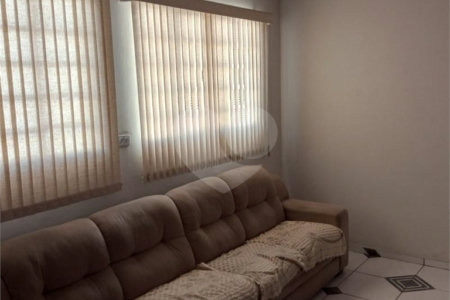 Casa de Vila à venda com 3 quartos em Jardim Santa Cruz, Salto, SP