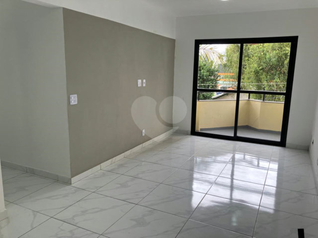 Apartamento à venda com 3 quartos, sendo 1 suíte,  em Santa Terezinha, São Paulo, SP