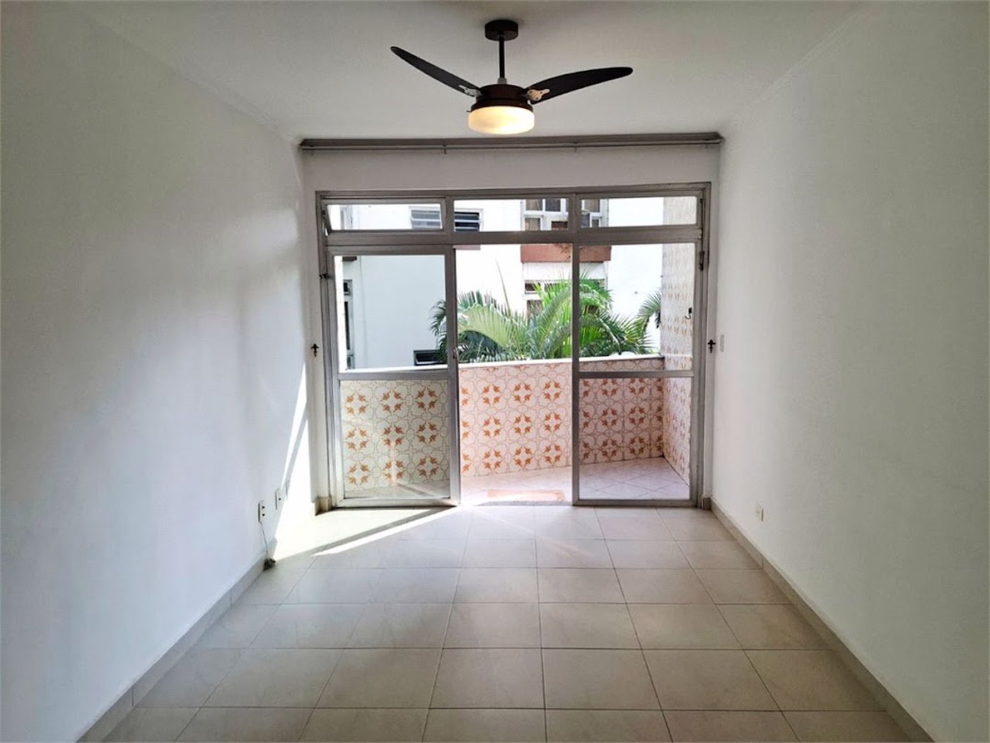Apartamento com 2 dormitórios à venda, 102 m² por R$ 658.000,00 - Ponta da Praia - Santos/SP